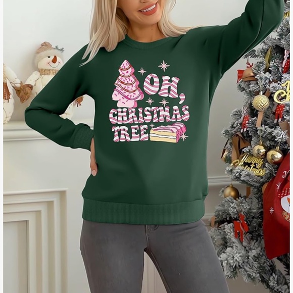 Celebrate the holidays in style with this festive green sweatshirt  featuring a - Picture 2 of 4